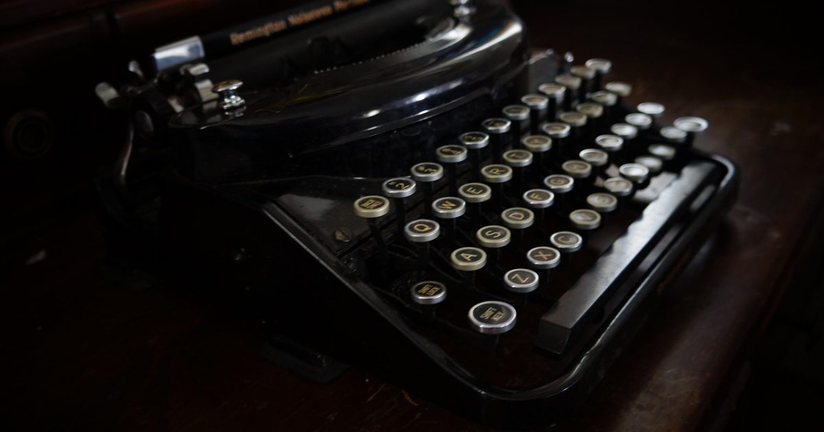 Old typewriter,  cool backgrounds,  former,  free background,  4k wallpaper 1920x1080,  4k wallpaper,  windows wallpaper,  retro,  vintage,  wallpaper 4k,  keyboard,  laptop wallpaper,  keys,  black color,  beautiful wallpaper,  full hd wallpaper,  home office,  hd wallpaper,  type out,  typist,  free wallpaper,  old wooden desk,  mac wallpaper,  wallpaper,  desktop backgrounds,  wallpaper hd,  background