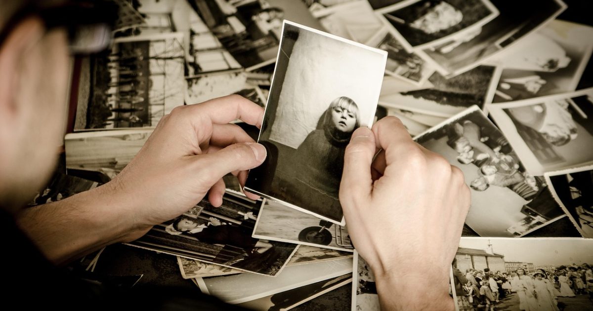 Photos, hands, hold, old, old photographs, photography, reminisce, memories, vintage, nostalgia, souvenir, black and white photography, photographer, developed photos, photos, photography, memories, memories, memories, memories, memories