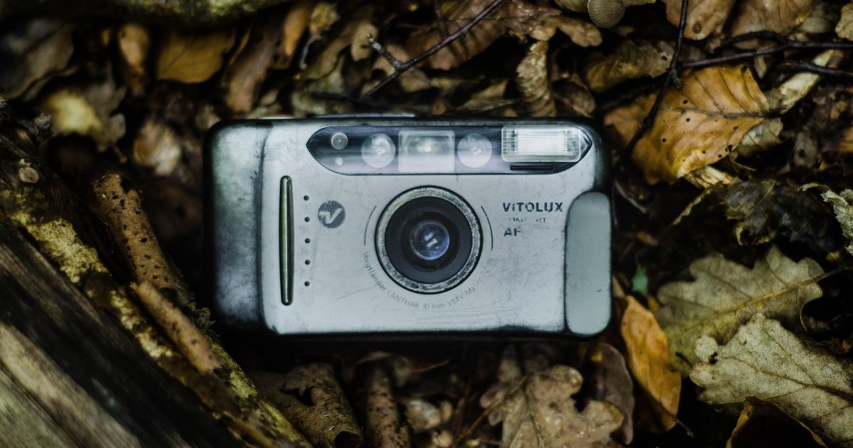 Old, wood, wallpaper hd, obsolete, windows wallpaper, nature, equipment, vintage, desktop backgrounds, background, image, 4k wallpaper, dirty, antique, retro, lens, camera, taking photos, retro look, photography, photo camera, nostalgia, old camera, wallpaper 4k, rangefinder camera, 4k wallpaper 1920x1080, close up, beautiful wallpaper, analog camera, analog, 3d model, voigtländer, rollei, cool backgrounds, macro, camera lens, free background, free wallpaper, photo, digital camera, photo accessories, photographer, mac wallpaper, recording, photograph, gradient filter, technology, reflection, telephoto lens, laptop wallpaper, digital, snap, camera lenses, snapshot, full hd wallpaper, lens camera lens, bokeh, hobby, blurred, abstract, colorful, hd wallpaper, photographic equipment