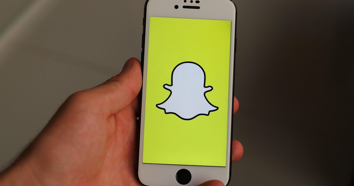 Iphone,  smartphone,  social media,  phone,  mobile phone,  icon,  display,  app,  social networks,  internet,  social,  snapchat,  snapchat,  snapchat,  snapchat,  snapchat,  snapchat