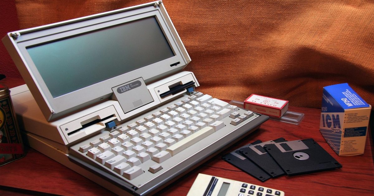 Computer,  laptop,  vintage,  ibm pc convertible,  screen,  keyboard,  floppy disk,  office,  retro,  old,  floppy disk,  floppy disk,  floppy disk,  floppy disk,  floppy disk