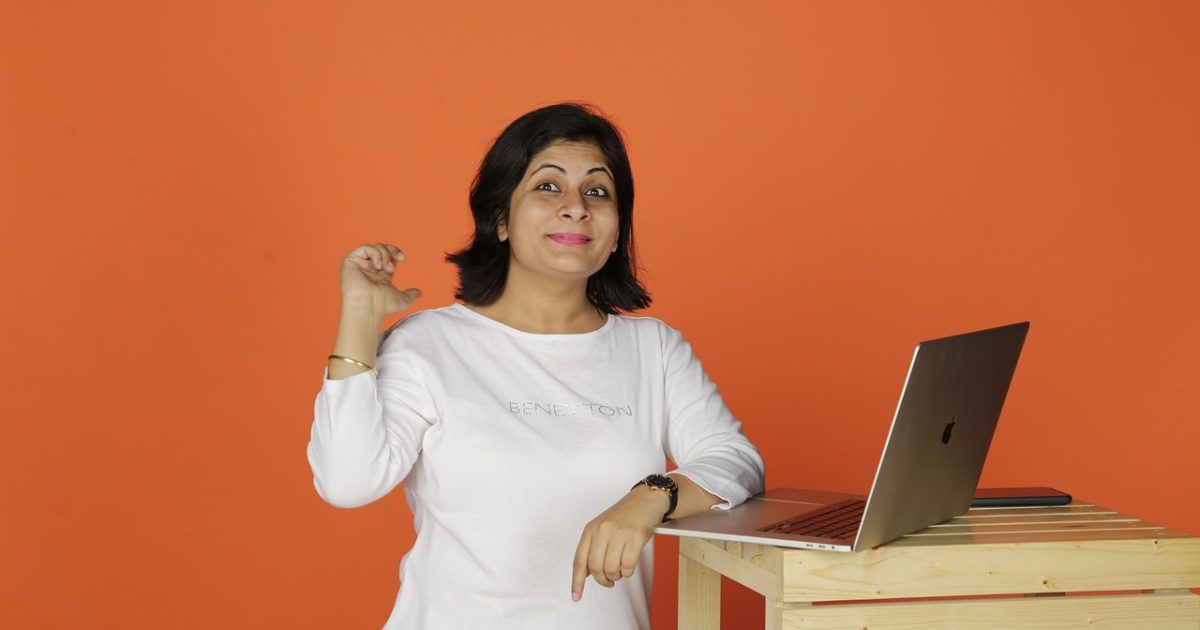 Woman,  business,  laptop,  office,  thought,  working,  idea,  website,  professional